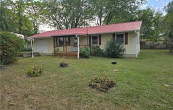 28155 Skaggs Street, Seligman, MO 65745