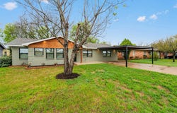 504 N Main Street, McGregor, TX 76657