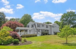 37 Newtown Rd, Acton, MA 01720