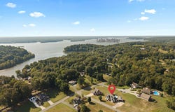 103 Summer Lane, Kuttawa, KY 42055