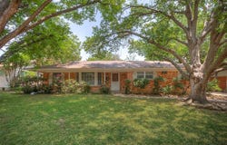 6948 Valhalla Road, Fort Worth, TX 76116