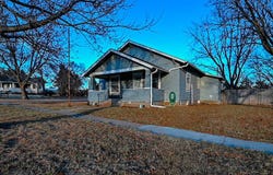 720 10th St, Beaver City, NE 68926