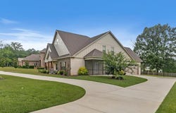 408 Oakwood, Dothan, AL 36305
