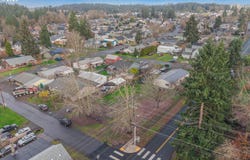 160 E 7TH St, Lafayette, OR 97127