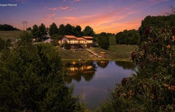 76 Hunters Drive, Galena, MO 65656