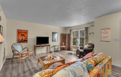 2911 SW Foxcroft 1 CT, Topeka, KS 66614