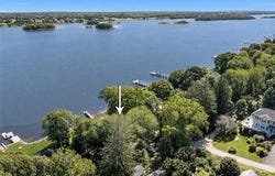 1380 Drift Road, Westport, MA 02790