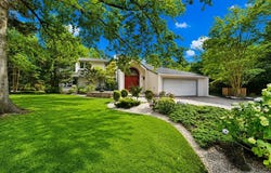 345 Heather Lane, Hewlett Harbor, NY 11557