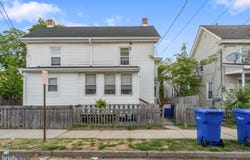 206 OAK ST E, MILLVILLE, NJ 08332