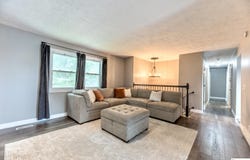 560 Elm Street, Springfield, NE 68059