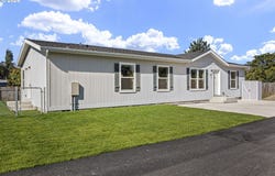 675 N 16TH St, CottageGrove, OR 97424