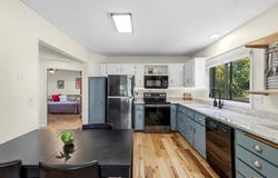 576 Donegal Circle, Shoreview, MN 55126