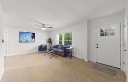 574 Cheyenne Trail, Carol Stream, IL 60188