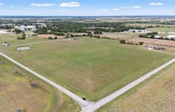 3 N 435 Road, Adair, OK 74330