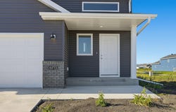 6713 Samuel Drive, Horace, ND 58047