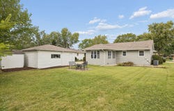 1041 E 8th Street, Lockport, IL 60441