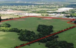 3125 S COMMERCE, ARDMORE, OK 73401