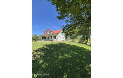 516 Thomas Rd, Speedwell, TN 37870