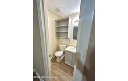 2077 Cooperwell Dr Units A&b, Jackson, MS 39204