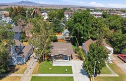 1425 Alger Ave, Cody, WY 82414