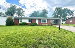 429 Sunset Drive, Waterloo, IL 62298