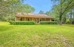 1906 Kathleen Ave, Cantonment, FL 32533