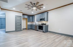 34 Depot St, Hartwell, GA 30643