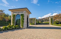 662 Oakhill Drive, Glendora, CA 91741