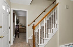31 Broadleaf Circle, Suffield, CT 06093