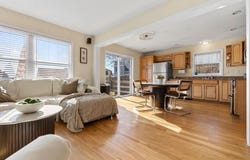 4 Alpine Ct, Gloucester, MA 01930