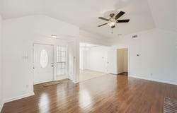 2100 Buckeye Ln, Round Rock, TX 78664