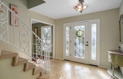 2926 S Versailles Avenue, Springfield, MO 65804