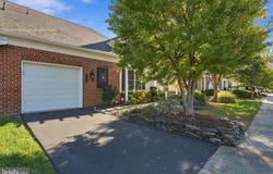 44470 OAKMONT MANOR Square, ASHBURN, VA 20147