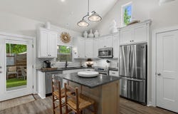 807 E Highway St, Fredericksburg, TX 78624