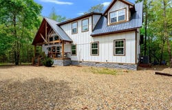47 BRIAR CREEK Court, Broken Bow, OK 74728
