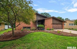 2400 CAHOKIA Drive, Springfield, IL 62703