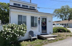 470 Winnacunnet Road, Hampton, NH 03862