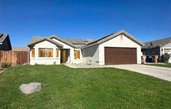 4716 Kaytlain Avenue, Bakersfield, CA 93313