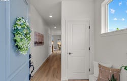 1584 Brown St, Woodburn, OR 97071