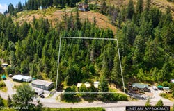 246 Midas Dr, Sagle, ID 83860