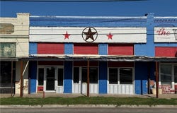 Gassaway Ave, Lott, TX 76656