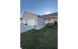2816 Meadowwood Street, Mt Pleasant, MI 48858