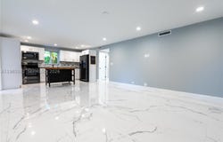 11 Judy Pl, Key Largo, FL 33037