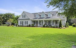 161 N Mitchell Way, Havelock, NC 28532
