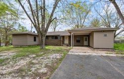 407 E Holly Street, Sheridan, AR 72150