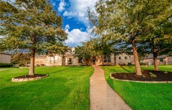 324 E Carruth Lane, Double Oak, TX 75077