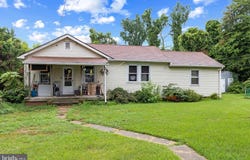 8002 FT SMALLWOOD RD, BALTIMORE, MD 21226