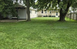 528 Henry, Crestline, OH 44827