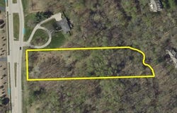 HILLCREST Drive, ONEIDA, WI 54155