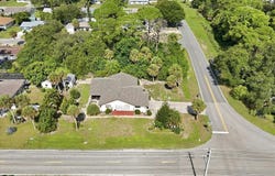3280 SIESTA Drive, VENICE, FL 34293